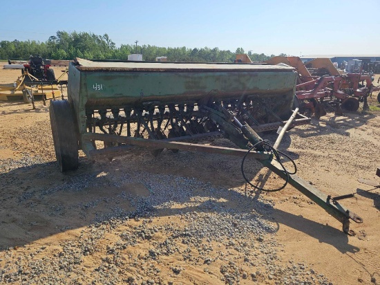 431 - JOHN DEERE 8000