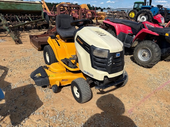 433 - CUB CADET LAWN TRACTOR