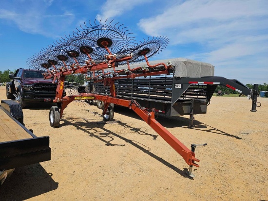 510 - NEW 2024 PEQUEA 12 WHEEL HAY RAKE (estate)