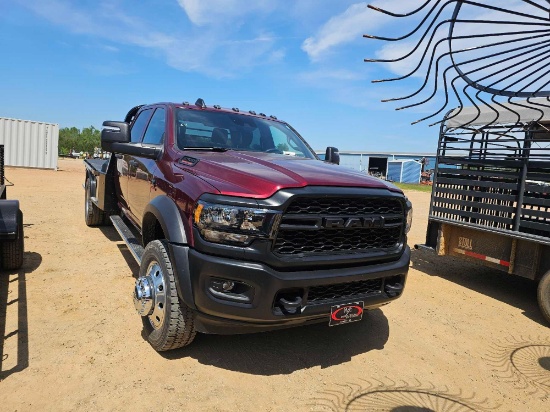 511 - 2024 DODGE 5500 4WD CREW CAB TRUCK *