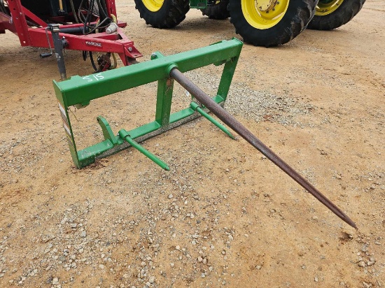 551 - JOHN DEERE QUICK ATTACH HAY SPEAR (ESTATE)