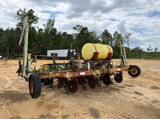 836 - KMC 4 - ROW STRIP TILL