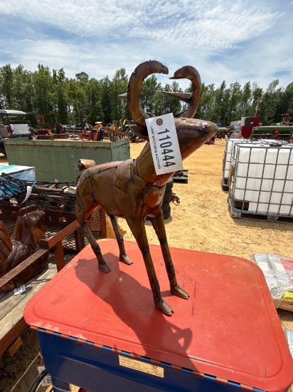 2195 - METAL DEER