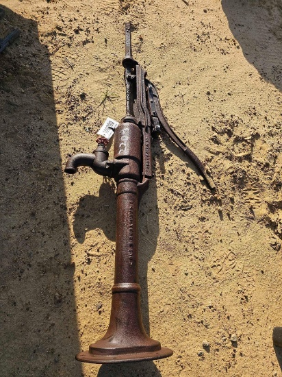 2204 - ASHLAND HAND WATER PUMP