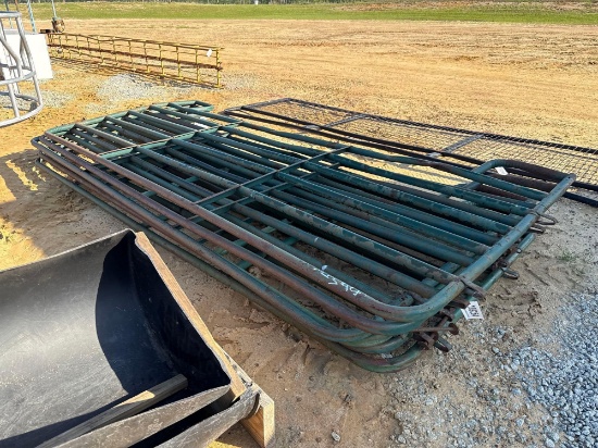 2394 - 6 - 12' CORRALL PANELS