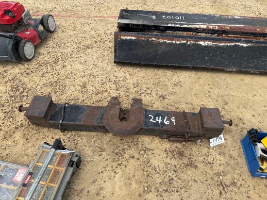 2469 - 5TH WHEEL HITCH