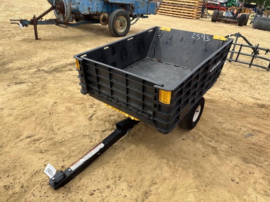 2593 - CUB CADET LAWN WAGON