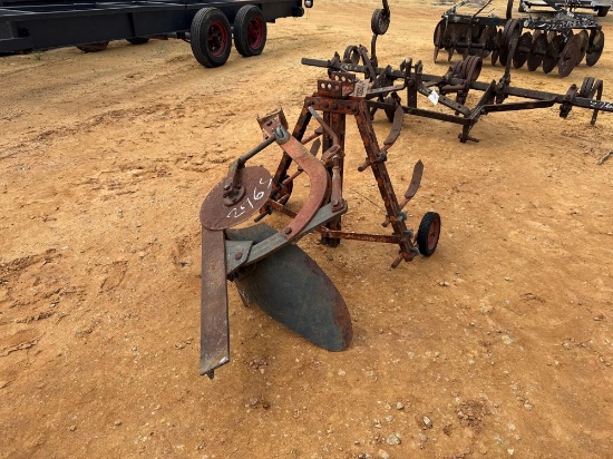 2765 - BOTTOM PLOW & CULTIVATOR