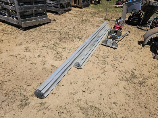 2816 - HONDA 4 STROKE POWER SCREED