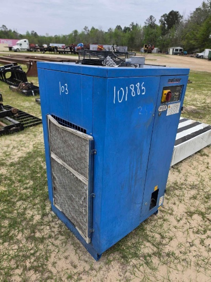 103 - MOTIVAIR SCREW COMPRESSOR