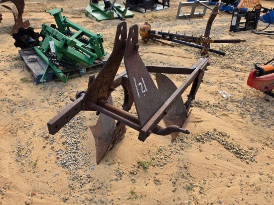 121 - FORD 2 - BOTTOM PLOW