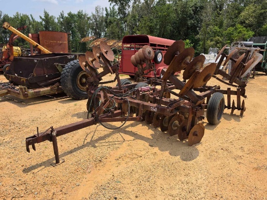 261 - TUFLINE TW63 15' PULL TYPE HARROW