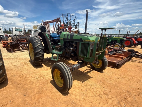 725 - 1995 John Deere 5200 Compact Tractor