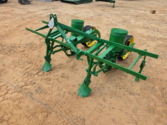 980 - JOHN DEERE 2 ROW PLANTER