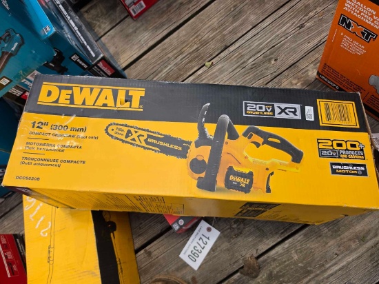 2180 - Dewalt 20v 12" Chain Saw