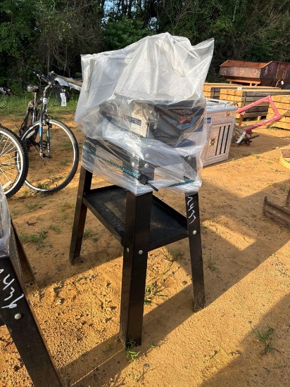2437 - DREMEL 16" SCROLL 2 SPEED SAW