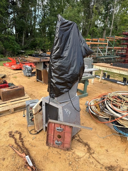 2479 - Vertical Band Saw