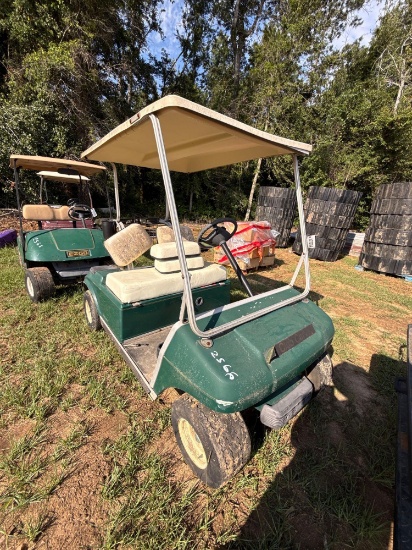 2566 - Ez Go Golf Cart