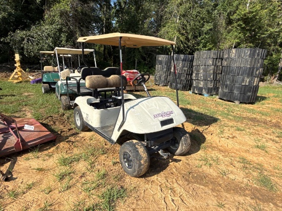 2567 - Ez Go Golf Cart
