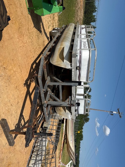 2837 - SWEET WATER 18' PONTOON BOAT *