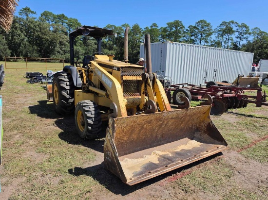 1170 - John Deere 210le Skip Loader