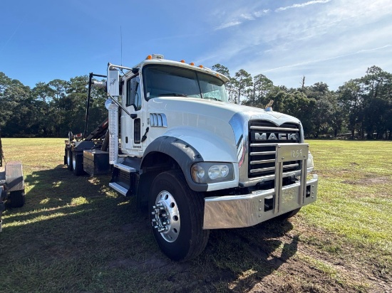 1259 - 2018 Mack 700 *