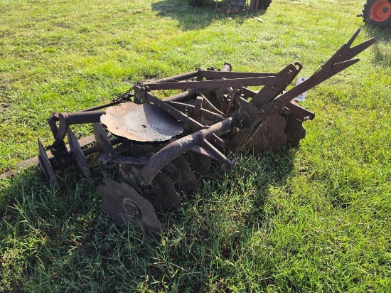 196 - 2 ROW 6.5' DISC HARROW