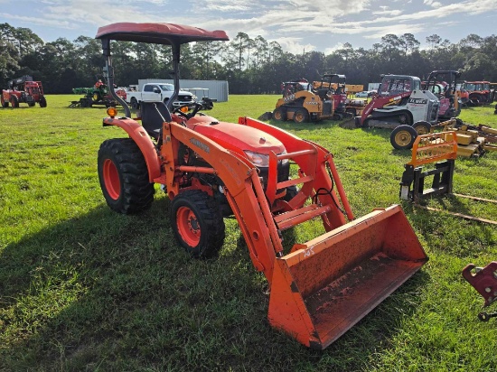 205 - Kubota L3800 4wd Tractor