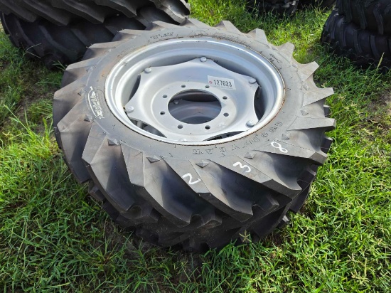 238 - 2 GOODYEAR 9.5-24