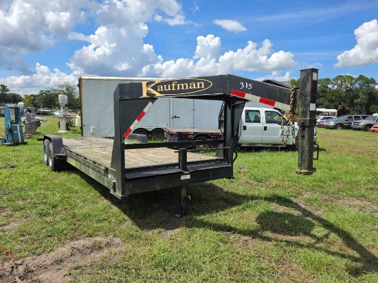 315 - 2018 KAUFMAN 7' X 24' GOOSENECK TRAILER *