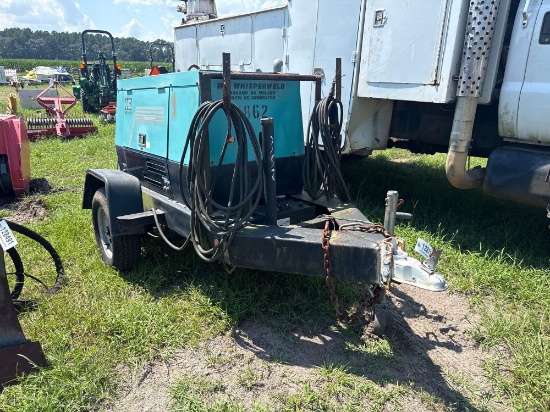 352 - Multiquip Whisperweld Welder/ Generator