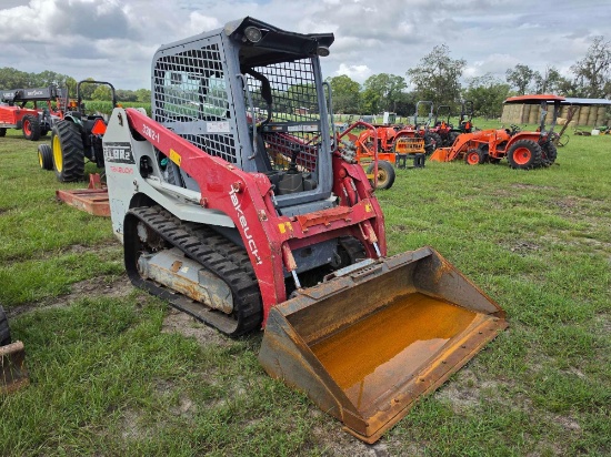 359 - 2022 Takeuchi Tl8r2 Skid Steer