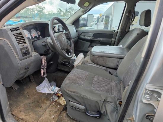 555 - 2008 Dodge Ram 5500 Crew Cab *