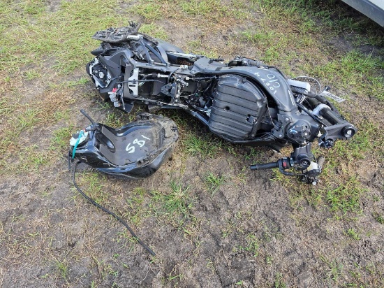 581 - COURT ORDER - KAWASAKI 2XBR MOTORCYCLE *