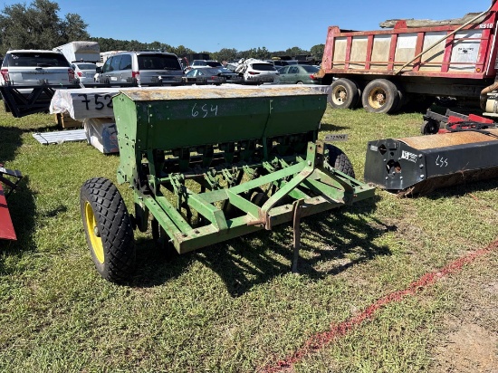 654 - John Deere 5' Grain Drill