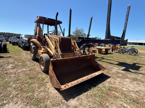 899 - Case 580 Super K Backhoe