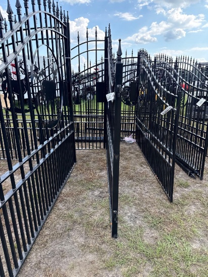 963 - 16' BIFOLD GATES