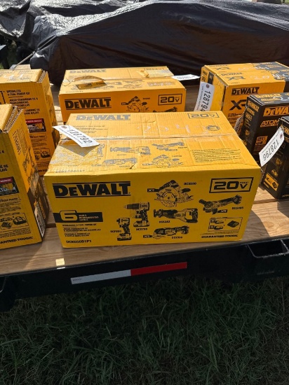 2043 - DEWALT 6 PC TOOL COMBO SET