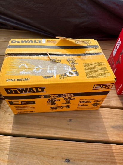 2048 - DEWALT 3 PC TOOL KIT