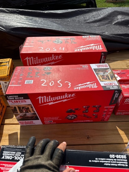 2053 - Mailwaukee M18 4 Pc Tool Kit