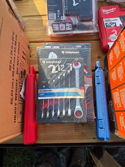 2127 - Jobsmart Deep Impact Socket, Etc