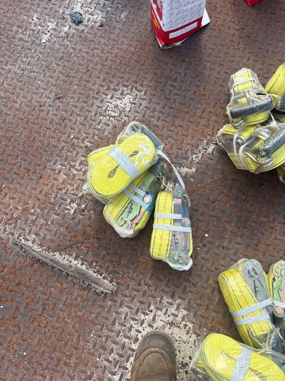 2184 - APPROX 4 HEAVY DUTY RATCHET STRAPS
