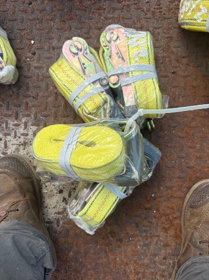 2186 - Approx 4 Heavy Duty Ratchet Straps