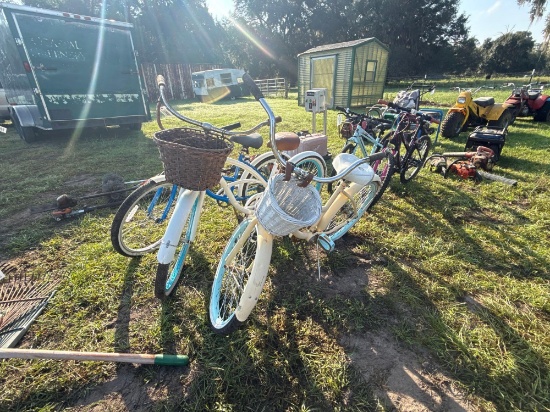 2716 - (3) BEACH CRUISER BICYCLES