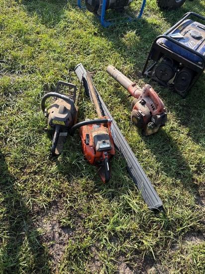 2718 - Chainsaws And Blower