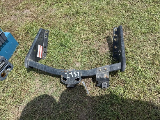 2751 - Receiver Hitch Off F250 Super Duty