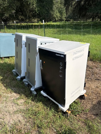 2790 - 3 - Metal Cabinets