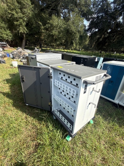 2796 - 4 - Metal Cabinets