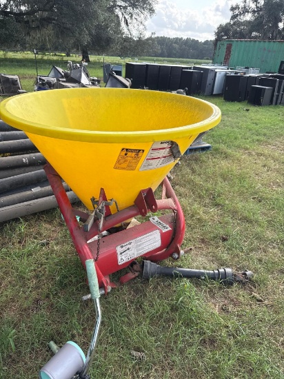 2841 - COSMO 3PT HITCH FERTILIZER SPREADER