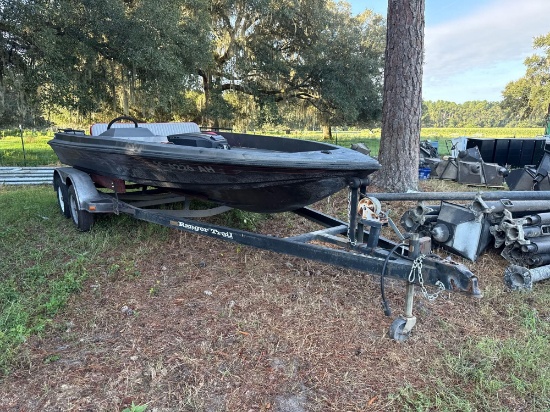 2853 - 15' PANTYDROPPER BASS BOAT *